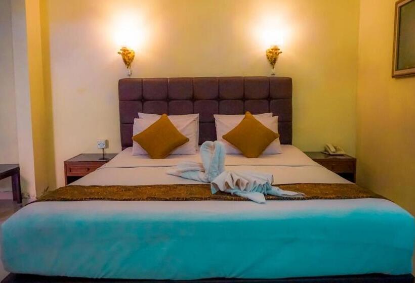 Deluxerum King Size Säng, Mandala Wisata