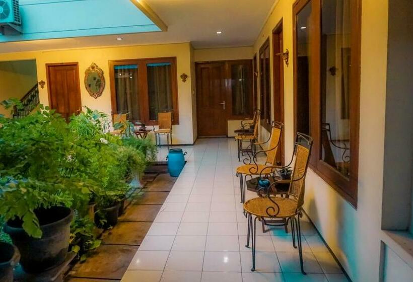 Deluxerum King Size Säng, Mandala Wisata