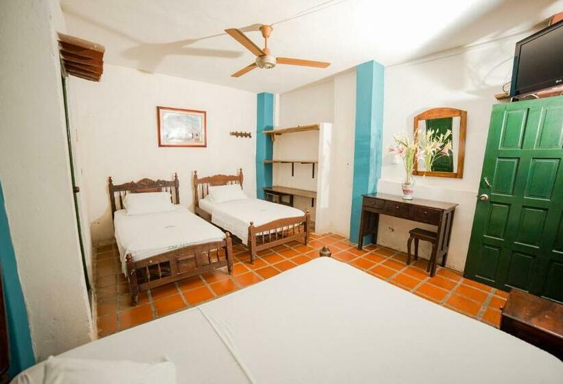 اتاق خانوادگی, San Andrés Mompox Ubicados En El Centro Histórico
