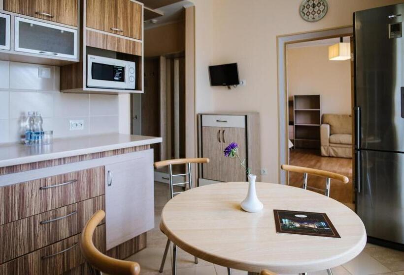 اتاق راحتی, Apart Hotel Chale Graal