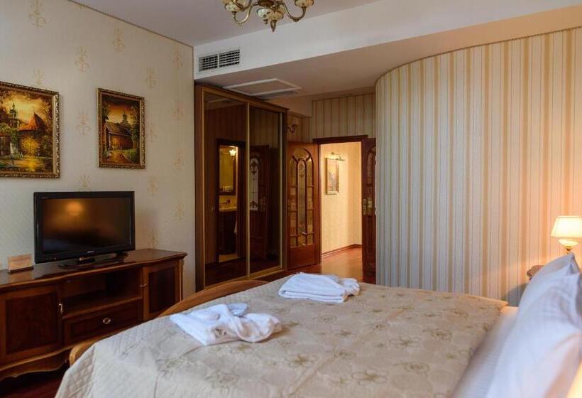 سوییت, Apart Hotel Chale Graal