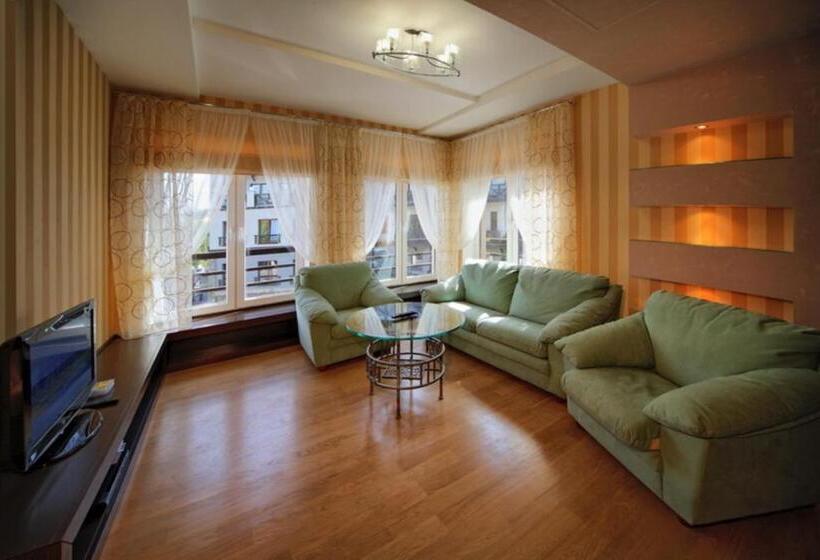 سوئیت رویال, Apart Hotel Chale Graal