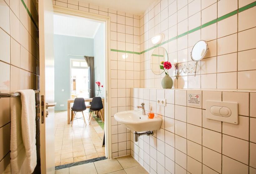 اتاق داخلی دلوکس, Boutique Hotel  T Klooster