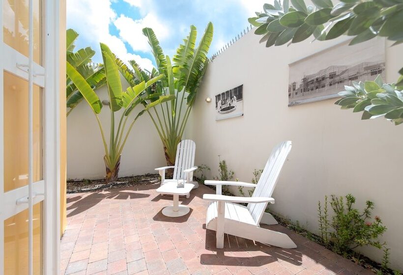 اتاق داخلی دلوکس, Boutique Hotel T Klooster