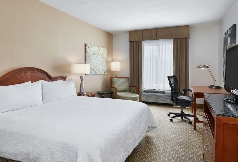 标准间, Hilton Garden Inn Charlotte North