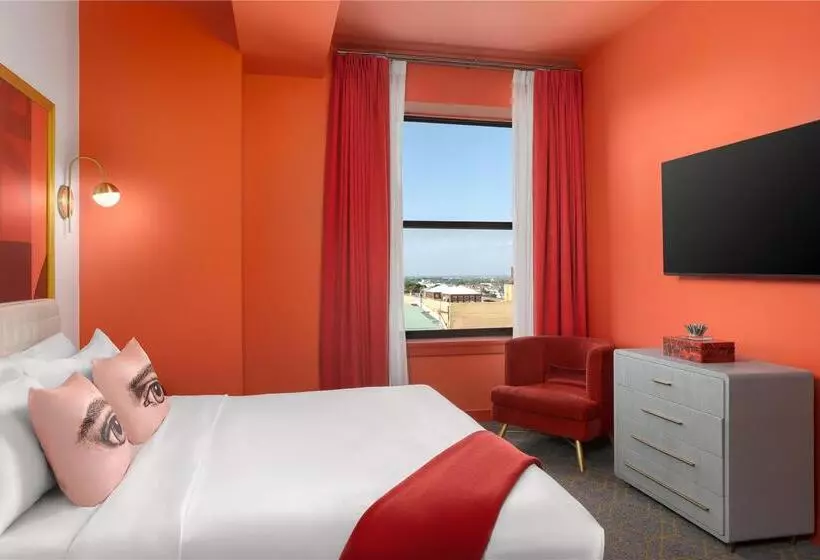 キングサイズベッドのスイートルーム, Hilton Shreveport