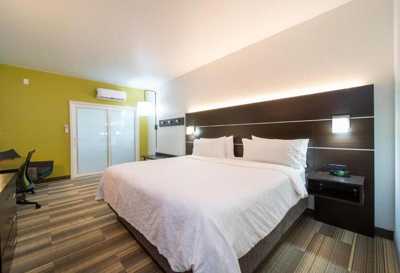 חדר אקזקיוטיב חדר קינג, Holiday Inn Express Hotel & Suites Bedford, An Ihg