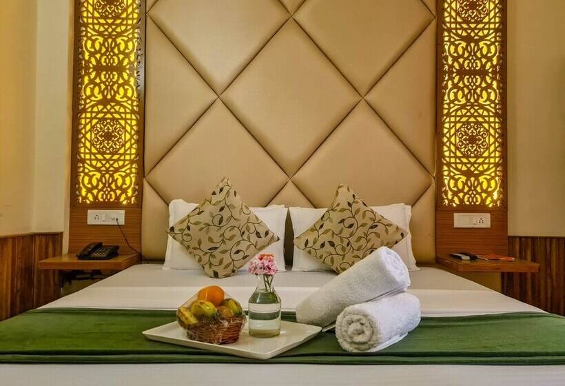 غرفة عائلية, Mountain Top