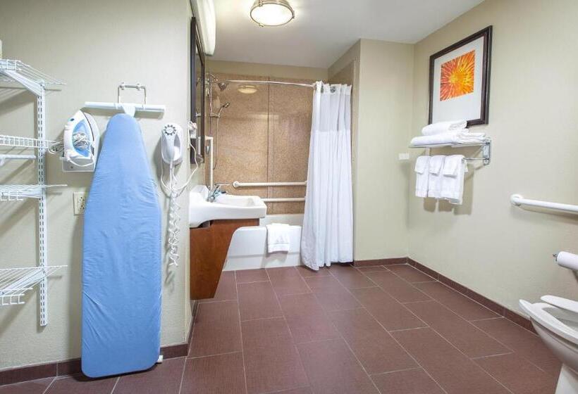 סוויטה מותאמת לאדם עם מוגבלויות, Staybridge Suites Augusta, An Ihg