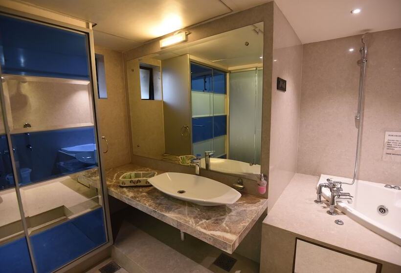 スイート, Vits Sharanam Thane