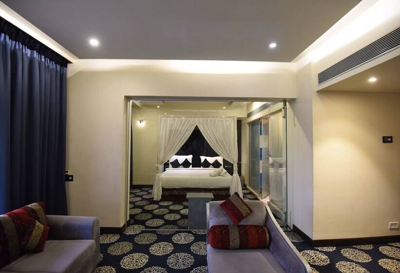 スイート, Vits Sharanam Thane