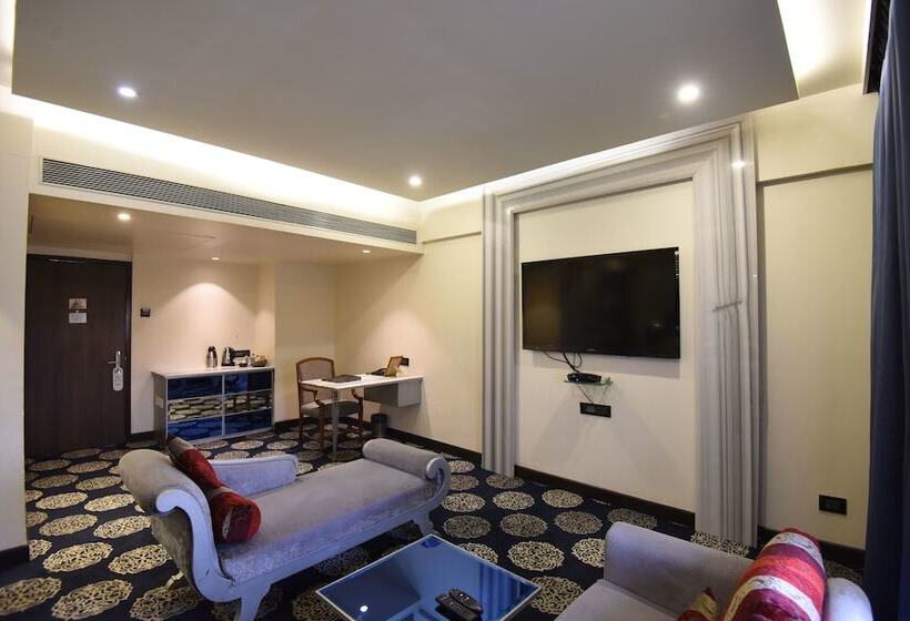 スイート, Vits Sharanam Thane