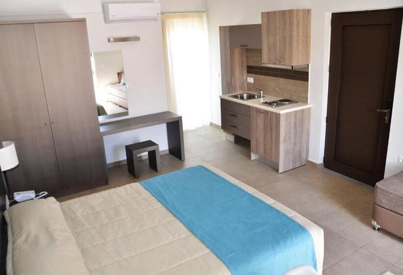 إستوديو سوبيريور, Ledra Maleme