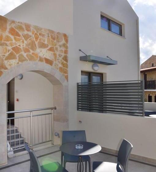 إستوديو سوبيريور, Ledra Maleme