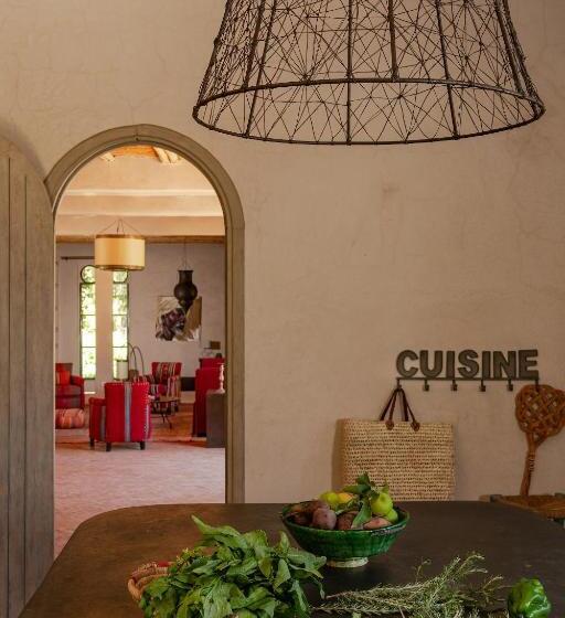 ویلای یک اتاق خوابه با استخر شنا, Le Jardin Des Douars