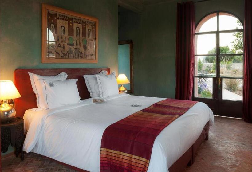 ویلای 4 خوابه, Le Jardin Des Douars