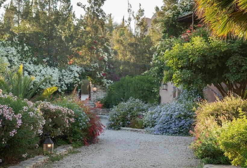 ویلای یک اتاق خوابه با استخر شنا, Le Jardin Des Douars