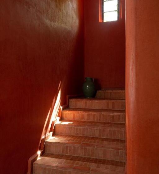 ویلای 4 خوابه, Le Jardin Des Douars