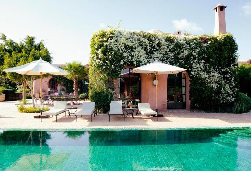 ویلای 4 خوابه, Le Jardin Des Douars