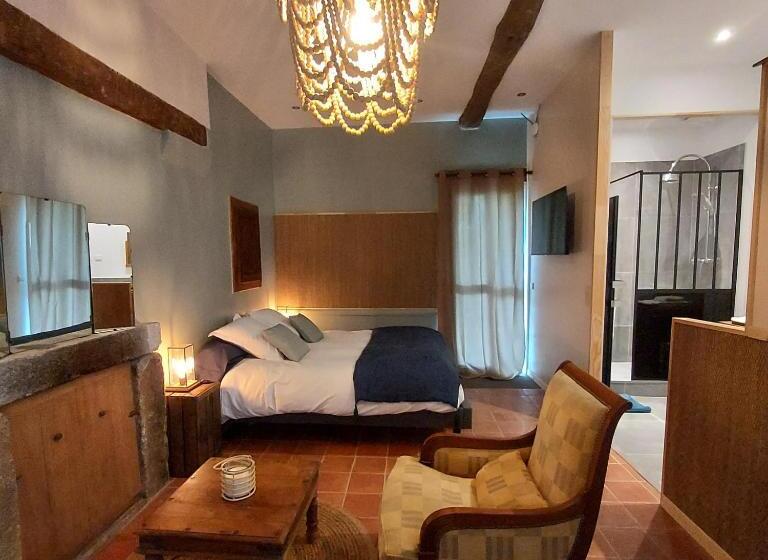 חדר סטנדרט נוף לגינה, Les Chambres Du Château Du Rozel