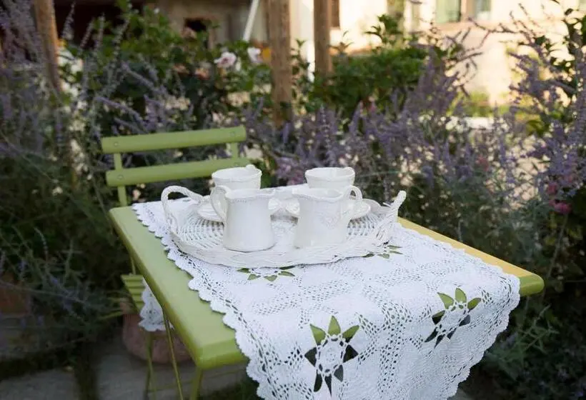 スタンダードルーム, Carossi B&b