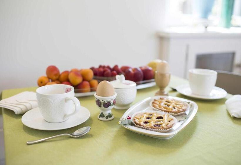 Номер Стандарт, Carossi B&b