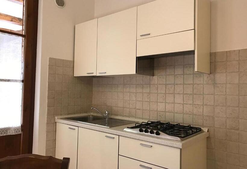 استودیوی استاندارد, Casale San Giovanni