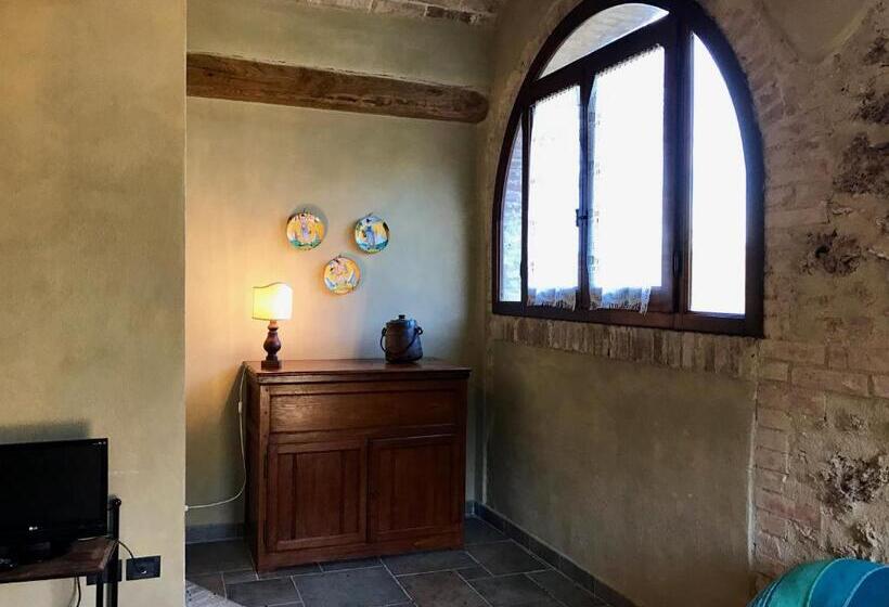 آپارتمان 2 خوابه, Casale San Giovanni