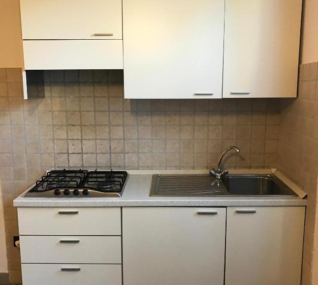 استودیوی استاندارد, Casale San Giovanni