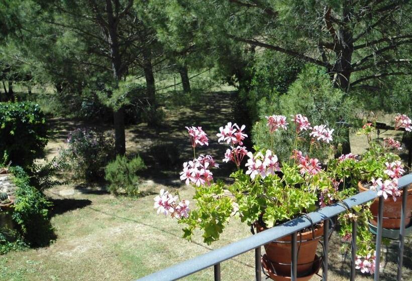 آپارتمان 2 خوابه, Casetta Francini