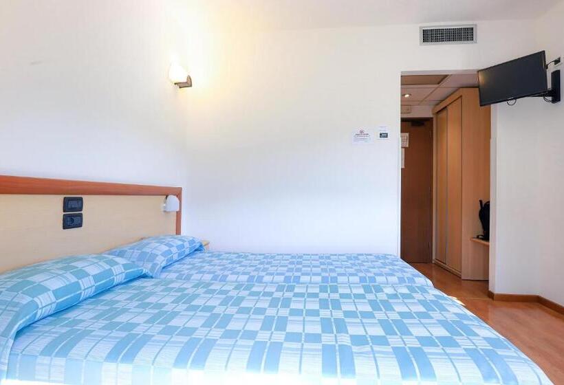 单人经济间, Albergo Ristorante La Greppia