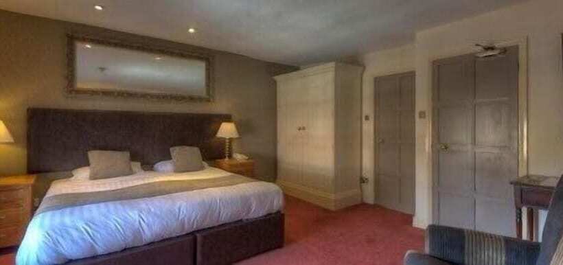 ファミリールーム, Dog & Partridge By Chef & Brewer Collection