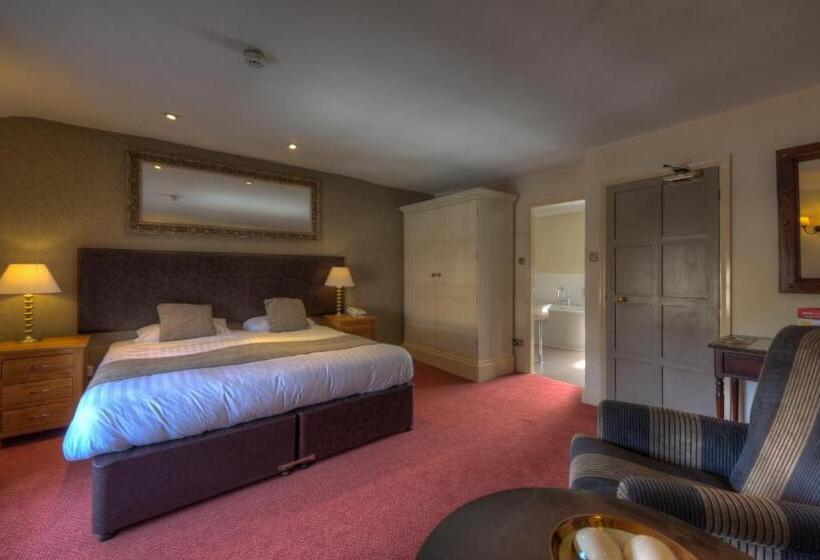 ファミリールーム, Dog & Partridge By Chef & Brewer Collection