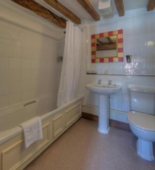 スタンダードルーム, Dog & Partridge By Chef & Brewer Collection