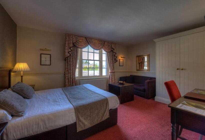 ファミリールーム, Dog & Partridge By Chef & Brewer Collection