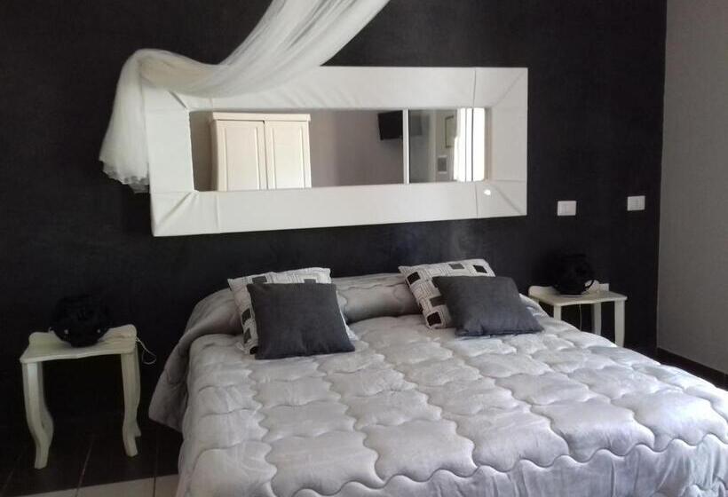 חדר סטנדרט, Giardini Di Marzo