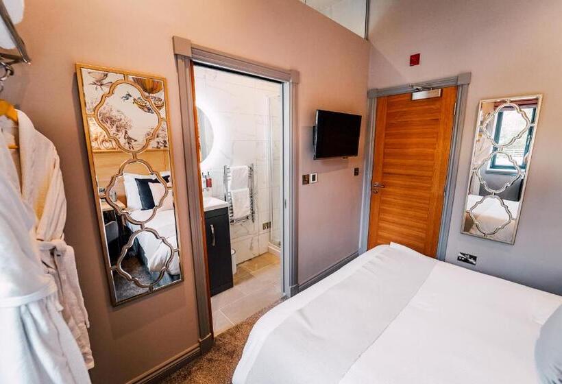 Номер Basic, The Maynard