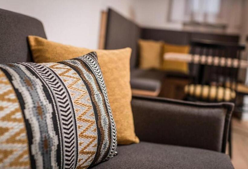 Апартаменты 1 Спальня с Видом, Lamonte Premium Apartments By Feuerstein