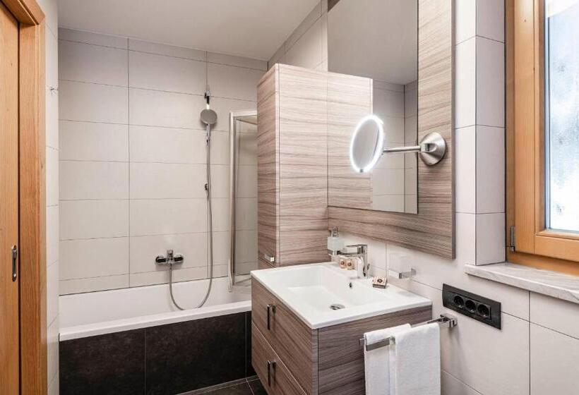 Апартаменты Deluxe 1 Спальня, Lamonte Premium Apartments By Feuerstein