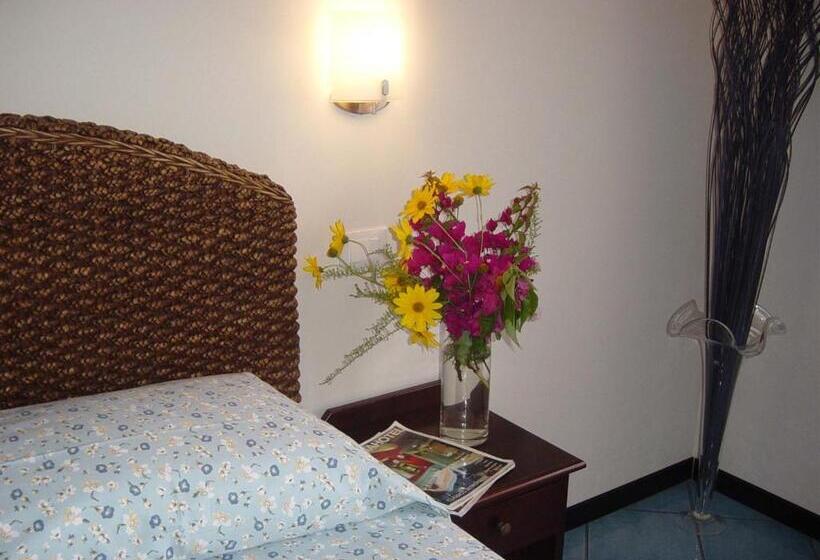 带1个卧室的公寓, Oltremare Residence