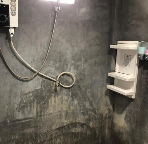 غرفة قياسية مطلّة علي الحديقة, Green Happy Homestay