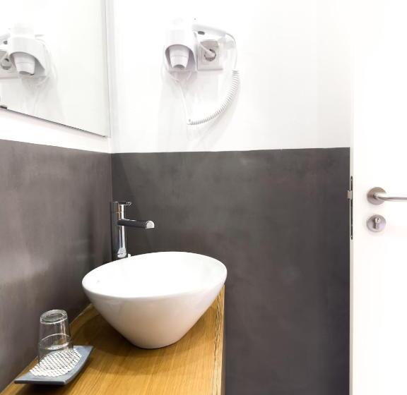 带阳台的三人标准间, Solar Do Alentejo