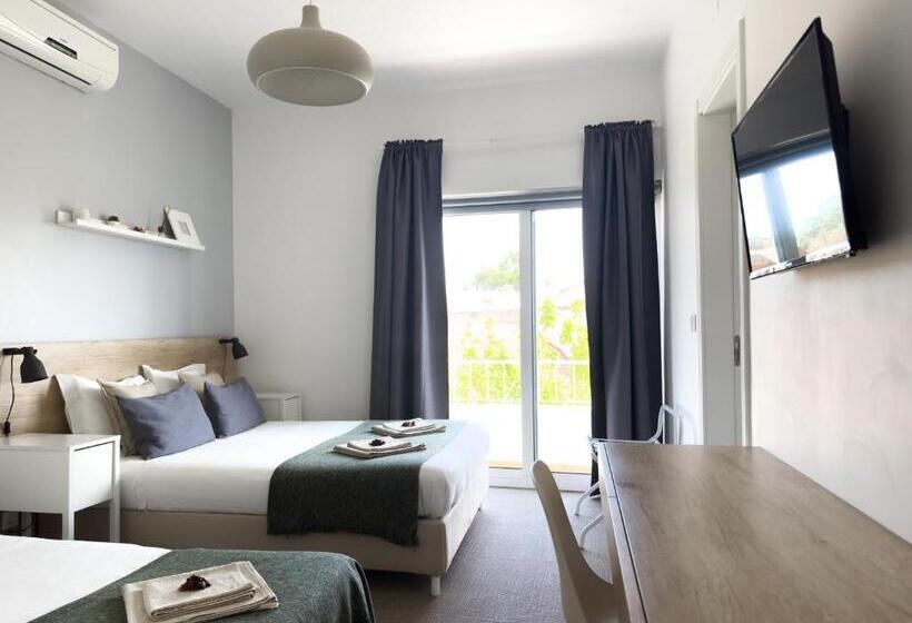 带阳台的三人标准间, Solar Do Alentejo