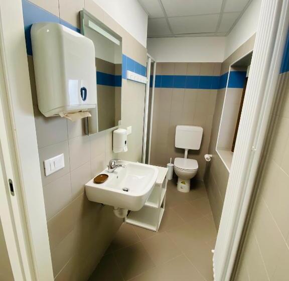 Quarto Estandar Individual Banheiro Compartilhado, Casa Delle Giuggiole