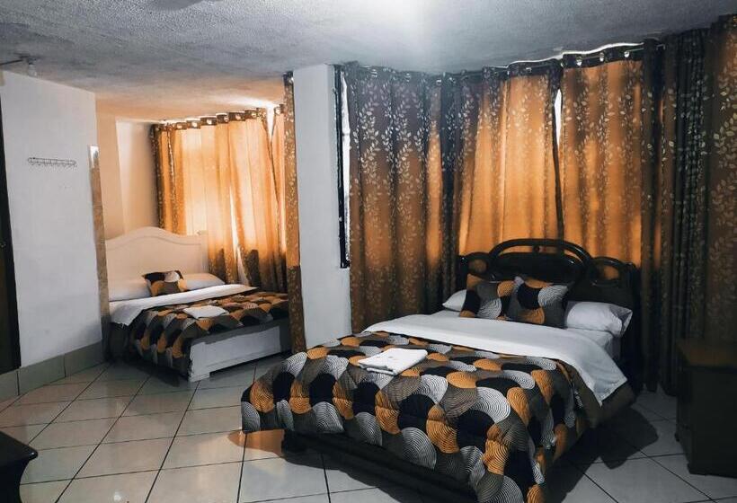 اتاق لوکس, Hostal Ajavi Del Sur