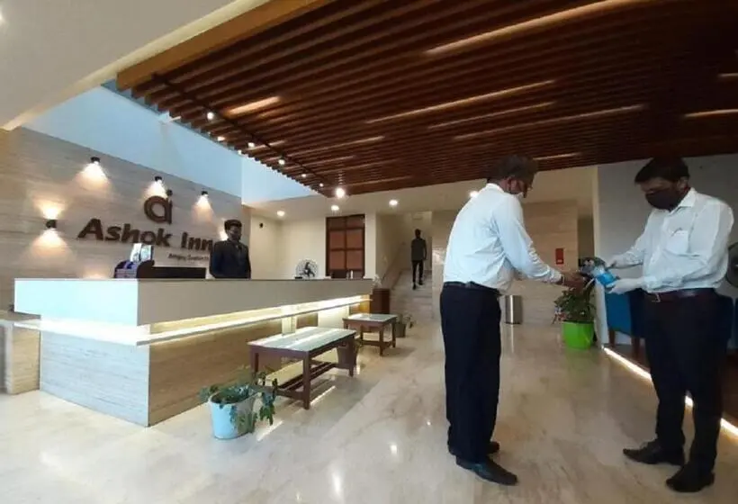 ファミリールーム, Ashok Inn