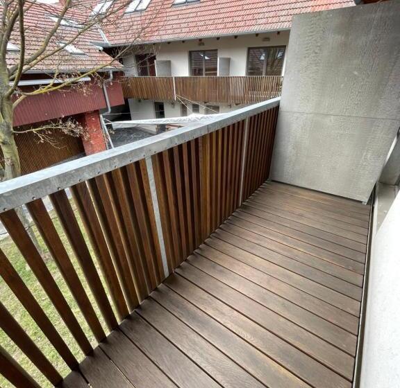 Трехместный Номер Стандарт с Балконом, U Tří Volů