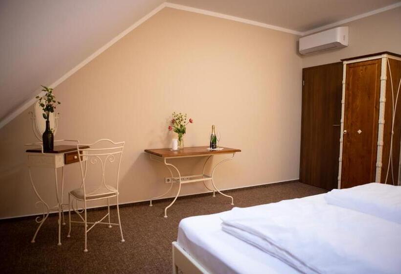 スタンダードルーム, Penzion Dašické Sklepy