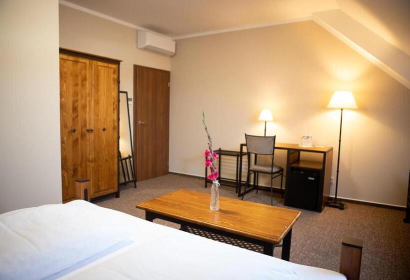 スタンダード４人部屋, Penzion Dašické Sklepy