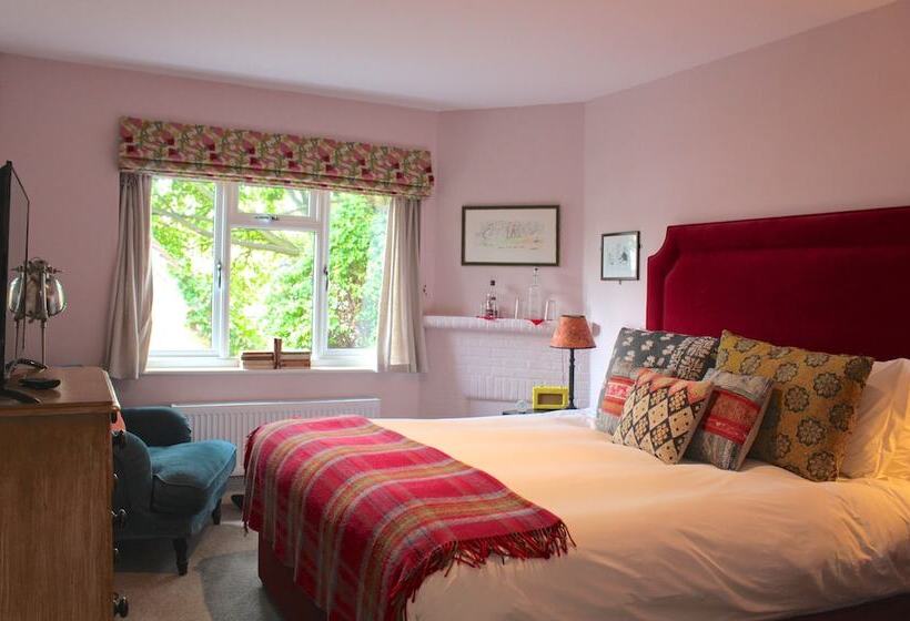 ファミリールーム, Bel And The Dragon At Red Lion Wendover